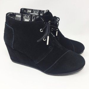 Toms Desert 380815 Women's Size 9 M Black Suede Wedge Lace Up Ankle Booties